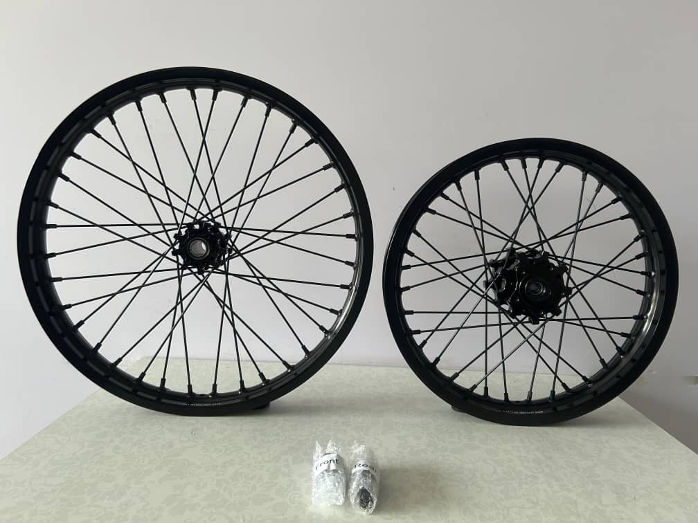19/16 set rims